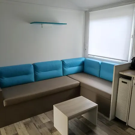 Mobil 6 Personnes De 41m2 Dans 4 Etoiles * Bidart